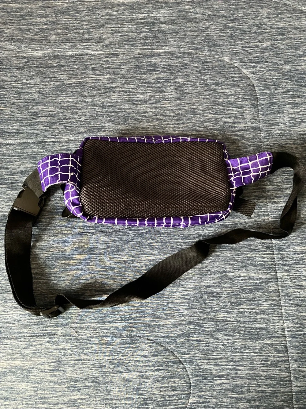 Backwoods crossbody bag 🍇